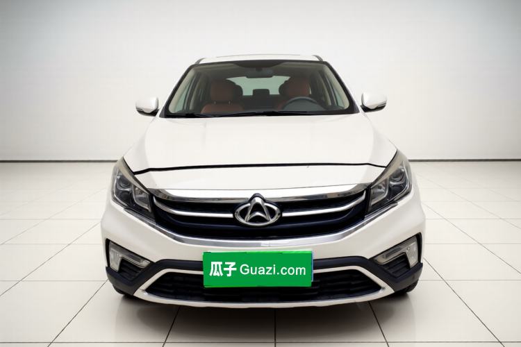 Used CHANGAN OSHAN A800 2017 1.5T Automatic Comfort Model Front