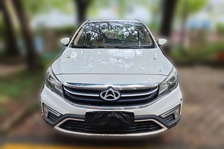 Used CHANGAN OSHAN A800 2017 1.5T Automatic ZhiZun Model Front