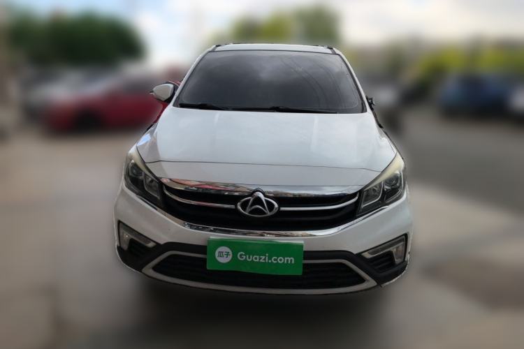 Used CHANGAN OSHAN A800 2017 1.5T Manual Elite Version Front