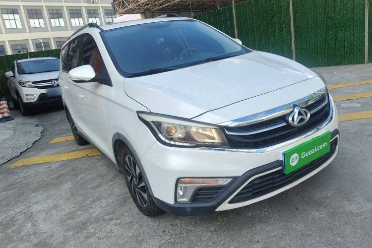 Used CHANGAN OSHAN A800 2017 1.5T Manual Luxury Model Front Right 45 Deg