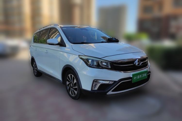 Used CHANGAN OSHAN A800 2017 1.5T Automatic ZhiZun Model Front Right 45 Deg