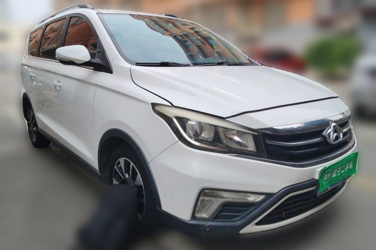 Used CHANGAN OSHAN A800 2017 1.6L Manual Comfort Model Front Right 45 Deg