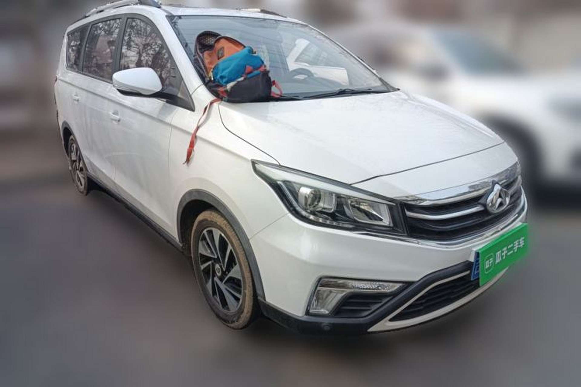 Used CHANGAN OSHAN A800 2017 1.5T Manual Luxury Model Front Right 45 Deg