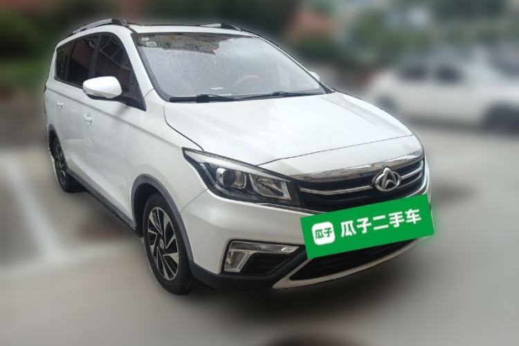 Used CHANGAN OSHAN A800 2017 1.6L Manual Luxury Model Front Right 45 Deg