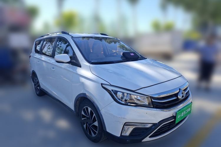 Used CHANGAN OSHAN A800 2017 1.6L Manual Comfort Model Front Right 45 Deg