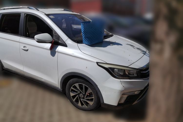 Used CHANGAN OSHAN A800 2017 1.6L Manual Comfort Model Front Right 45 Deg