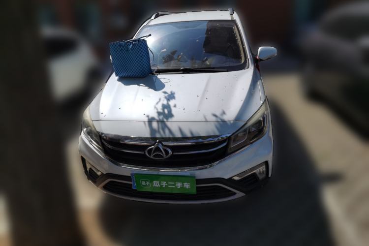 Used CHANGAN OSHAN A800 2017 1.6L Manual Comfort Model Front