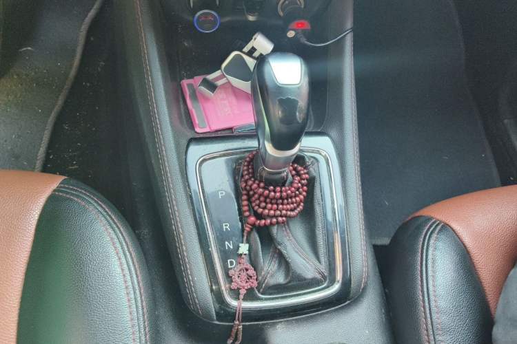 Used CHANGAN OSHAN A800 2017 1.5T Automatic Standard Model Gear Lever