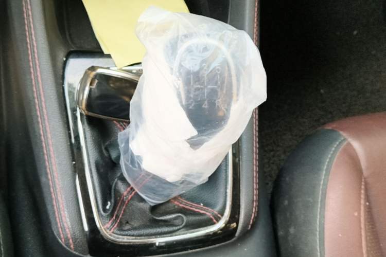 Used CHANGAN OSHAN A800 2017 1.6L Manual Luxury Model Gear Lever