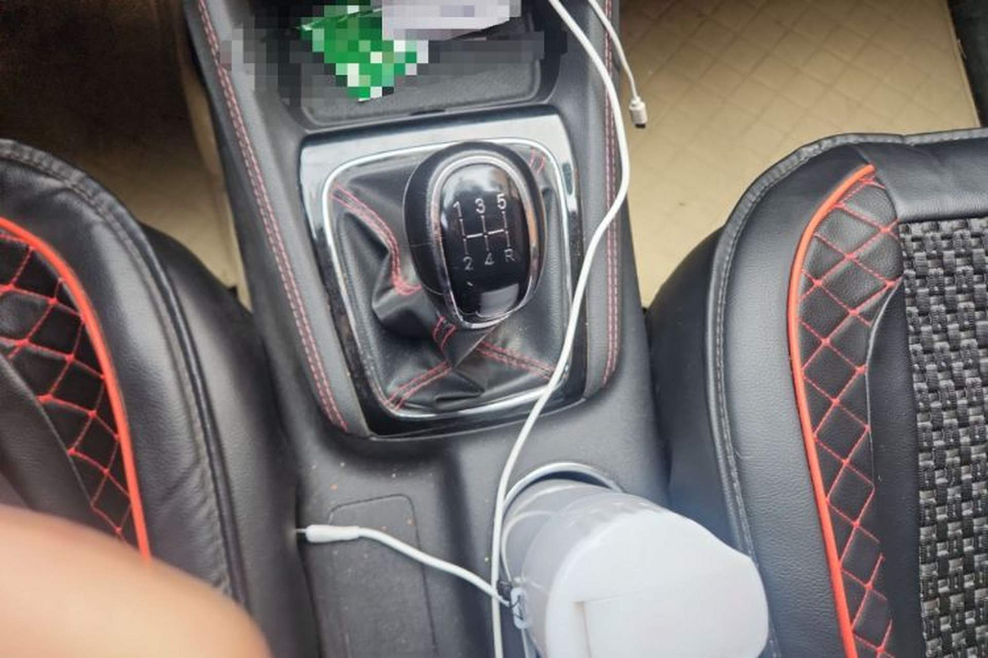 Used CHANGAN OSHAN A800 2017 1.6L Manual Standard Edition Gear Lever