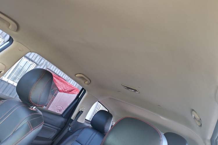 Used CHANGAN OSHAN A800 2017 1.5T Automatic Comfort Model Headliner