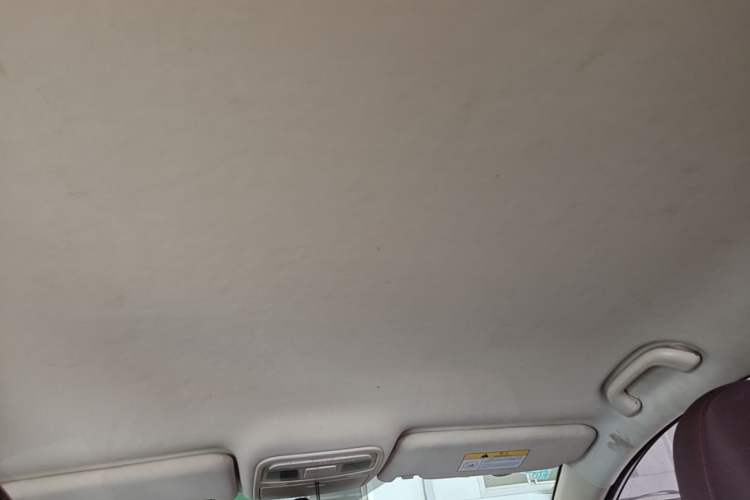 Used CHANGAN OSHAN A800 2017 1.6L Manual Comfort Model Headliner