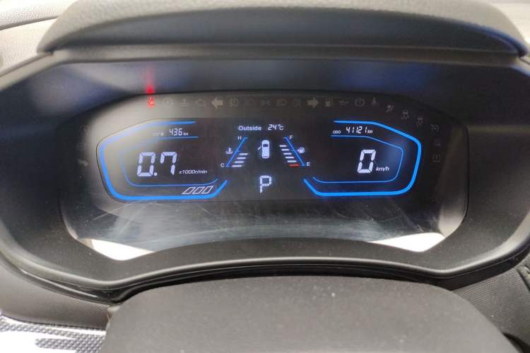 Used CHANGAN OSHAN A800 2017 1.5T Automatic Comfort Model Instrument Cluster