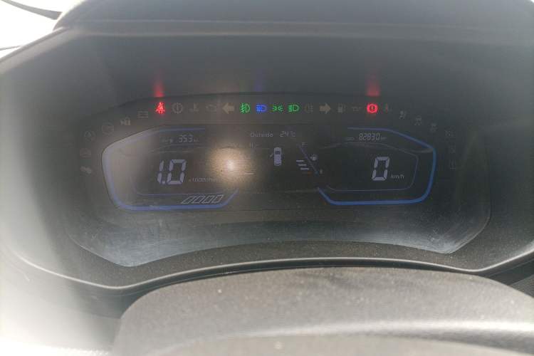 Used CHANGAN OSHAN A800 2017 1.6L Manual Comfort Model Instrument Cluster