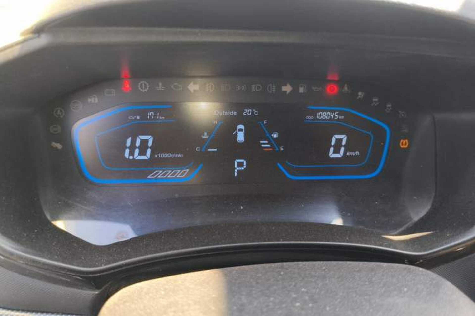 Used CHANGAN OSHAN A800 2017 1.5T Automatic ZhiZun Model Instrument Cluster