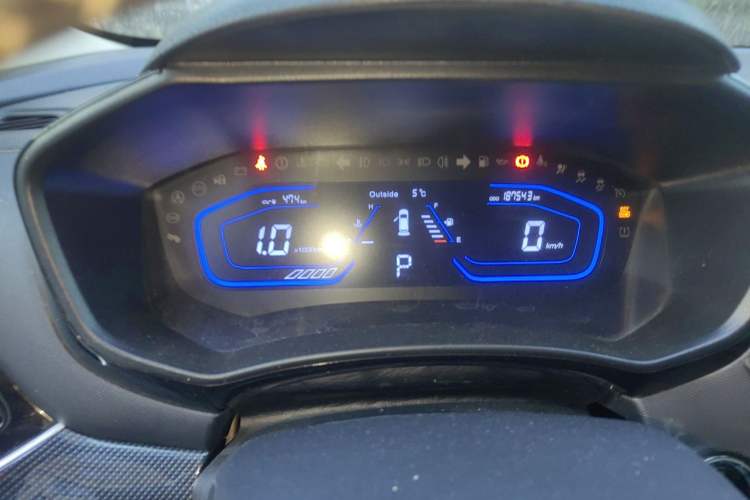 Used CHANGAN OSHAN A800 2017 1.5T Automatic ZhiZun Model Instrument Cluster