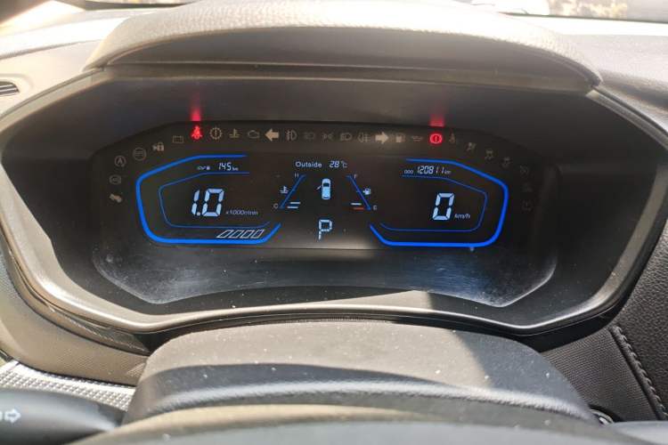 Used CHANGAN OSHAN A800 2017 1.5T Automatic ZhiZun Model Instrument Cluster