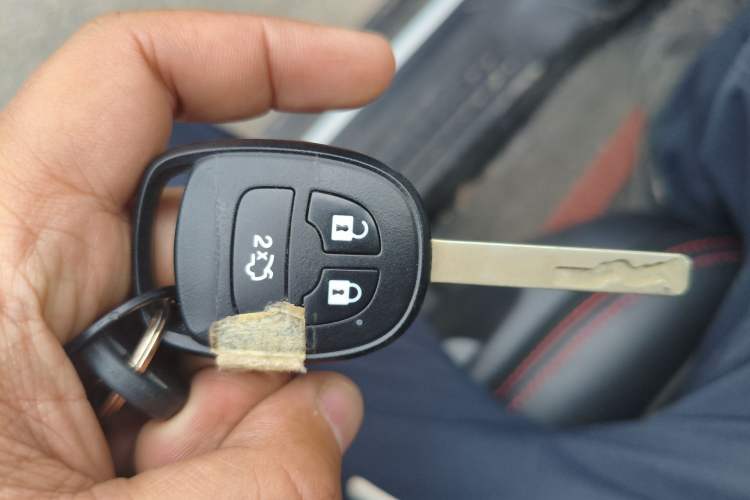 Used CHANGAN OSHAN A800 2017 1.6L Manual Comfort Model Interior 1