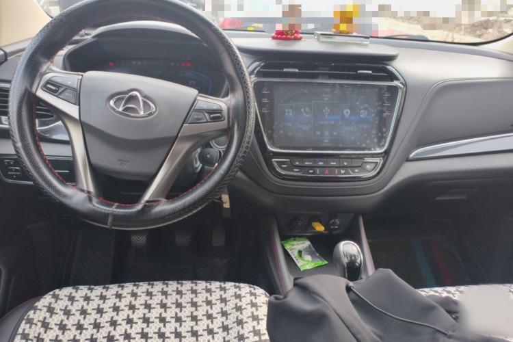 Used CHANGAN OSHAN A800 2017 1.6L Manual Comfort Model Interior 2