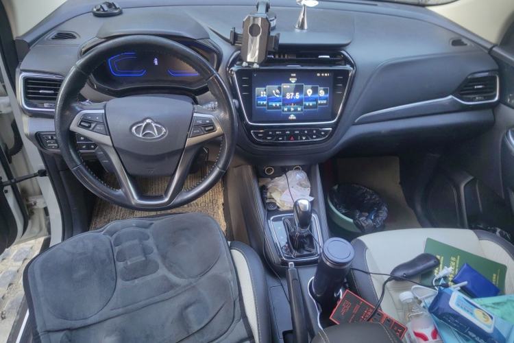 Used CHANGAN OSHAN A800 2017 1.5T Automatic ZhiZun Model Interior 2
