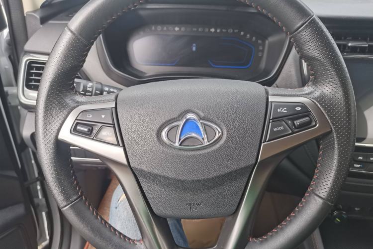 Used CHANGAN OSHAN A800 2017 1.6L Manual Comfort Model Interior 2