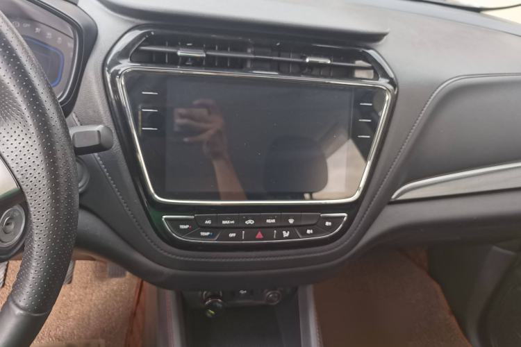 Used CHANGAN OSHAN A800 2017 1.6L Manual Comfort Model Interior 3