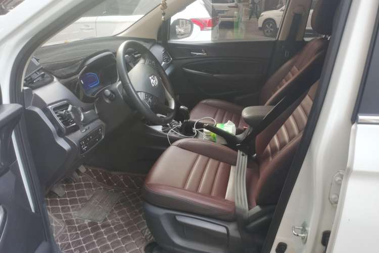 Used CHANGAN OSHAN A800 2017 1.6L Manual Luxury Model Left Front Seat
