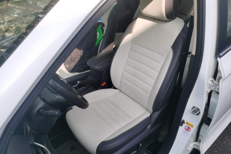Used CHANGAN OSHAN A800 2017 1.5T Automatic ZhiZun Model Left Front Seat