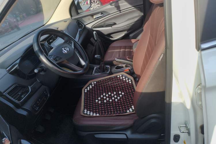 Used CHANGAN OSHAN A800 2017 1.6L Manual Luxury Model Left Front Seat