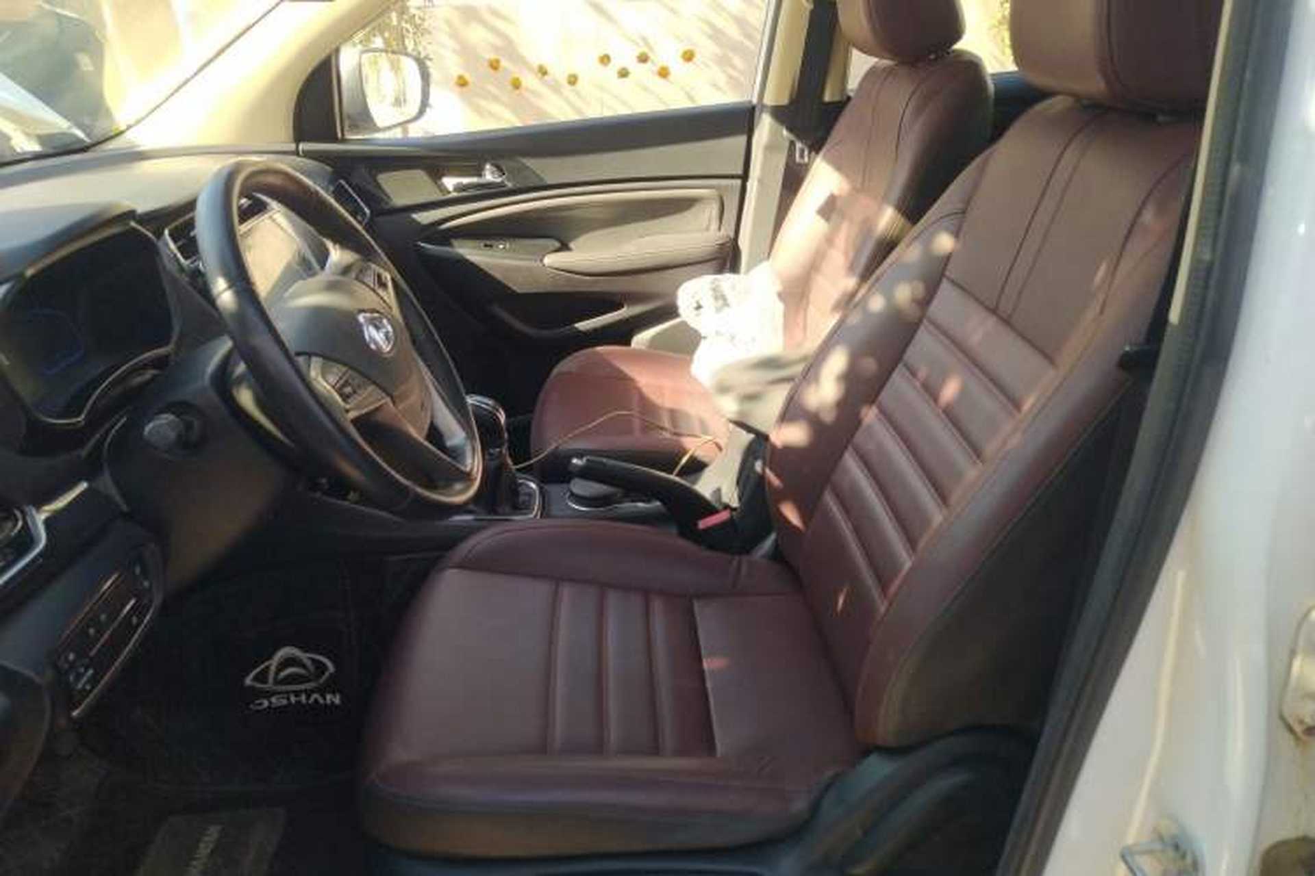 Used CHANGAN OSHAN A800 2017 1.6L Manual Luxury Model Left Front Seat