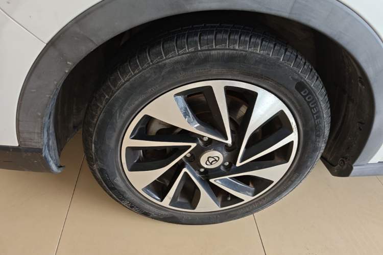 Used CHANGAN OSHAN A800 2017 1.6L Manual Comfort Model Left Front Wheel Hub
