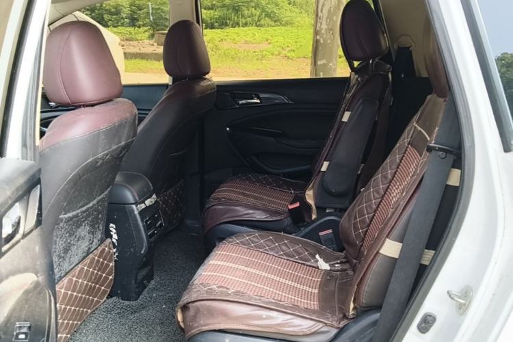 Used CHANGAN OSHAN A800 2017 1.6L Manual Luxury Model Left Rear Seat