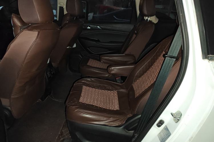 Used CHANGAN OSHAN A800 2017 1.6L Manual Comfort Model Left Rear Seat
