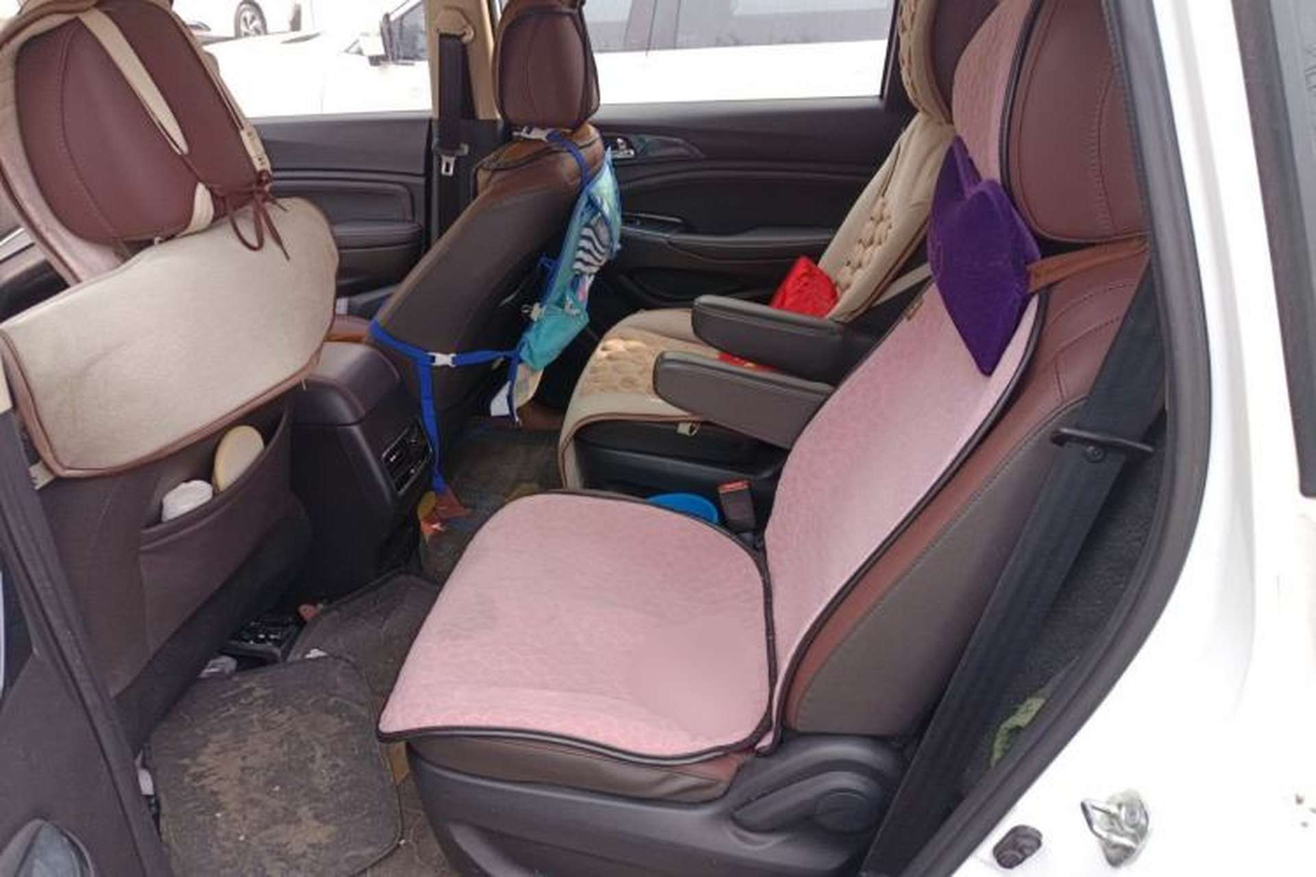 Used CHANGAN OSHAN A800 2017 1.5T Manual Luxury Model Left Rear Seat