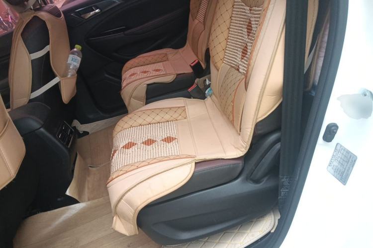 Used CHANGAN OSHAN A800 2017 1.6L Manual Luxury Model Left Rear Seat