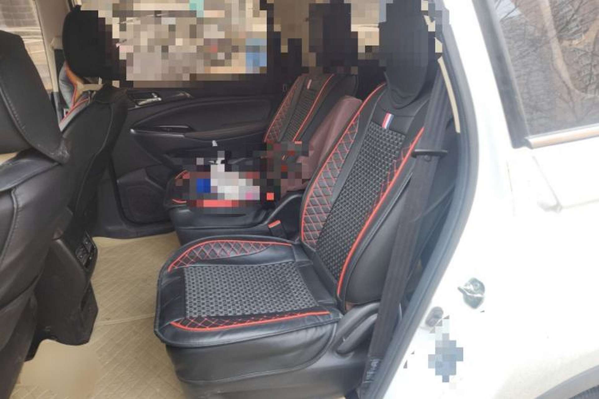 Used CHANGAN OSHAN A800 2017 1.6L Manual Standard Edition Left Rear Seat
