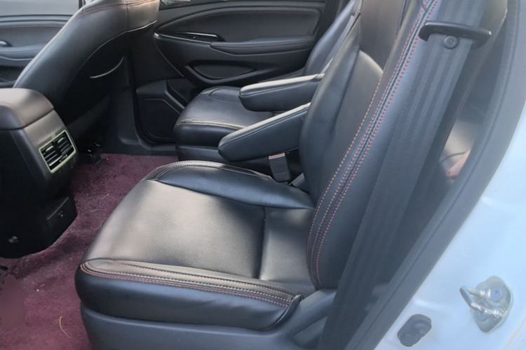 Used CHANGAN OSHAN A800 2017 1.6L Manual Comfort Model Left Rear Seat