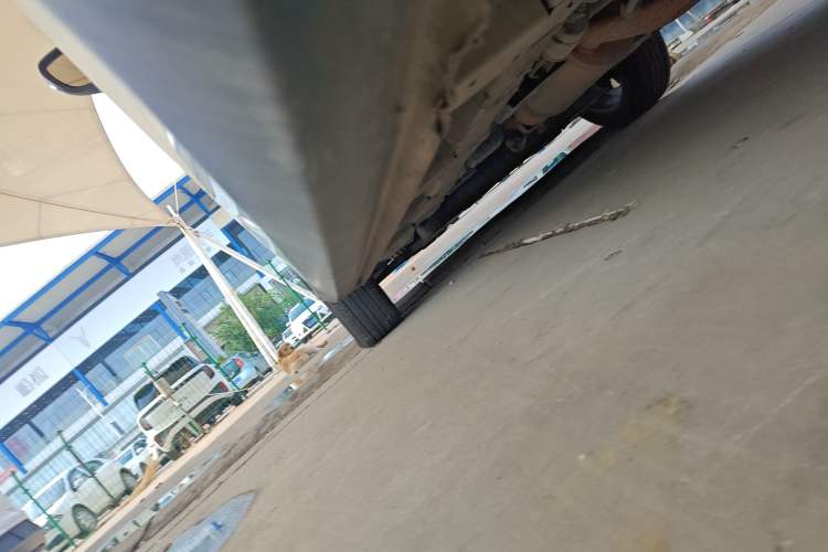 Used CHANGAN OSHAN A800 2017 1.5T Automatic Comfort Model Left Side Sill