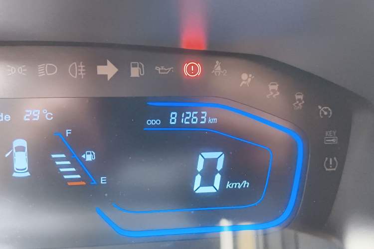 Used CHANGAN OSHAN A800 2017 1.5T Manual Elite Version Odometer Close Up