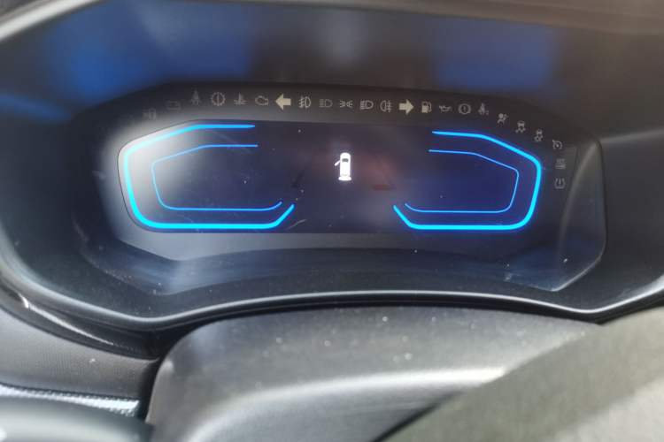 Used CHANGAN OSHAN A800 2017 1.6L Manual Luxury Model Odometer Close Up