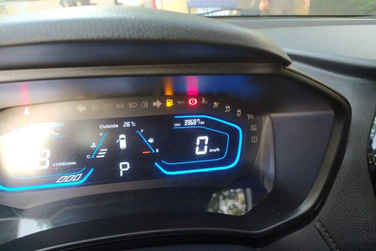 Used CHANGAN OSHAN A800 2017 1.5T Automatic ZhiZun Model Odometer Close Up
