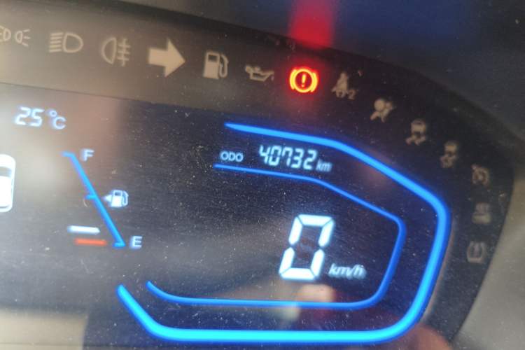 Used CHANGAN OSHAN A800 2017 1.6L Manual Comfort Model Odometer Close Up