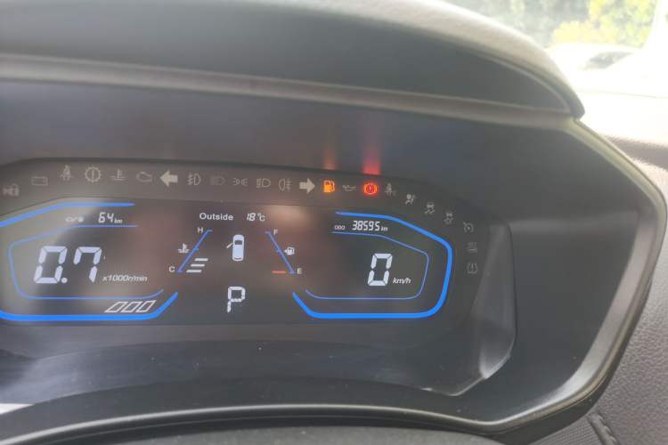 Used CHANGAN OSHAN A800 2017 1.5T Automatic ZhiZun Model Odometer Close Up