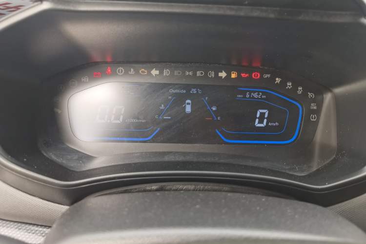 Used CHANGAN OSHAN A800 2017 1.6L Manual Comfort Model Odometer Close Up