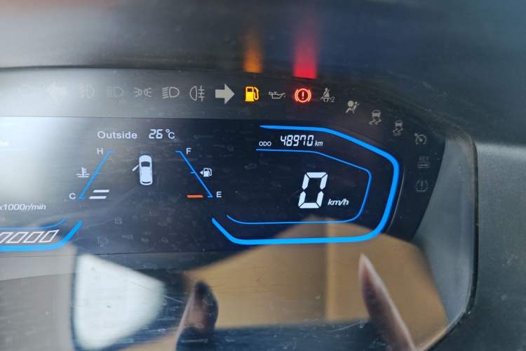 Used CHANGAN OSHAN A800 2017 1.6L Manual Comfort Model Odometer Close Up