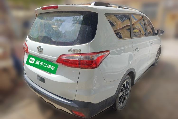 Used CHANGAN OSHAN A800 2017 1.6L Manual Comfort Model Rear Right 45 Deg