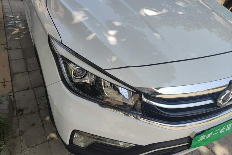 Used CHANGAN OSHAN A800 2017 1.5T Manual Luxury Model Right Front Headlight
