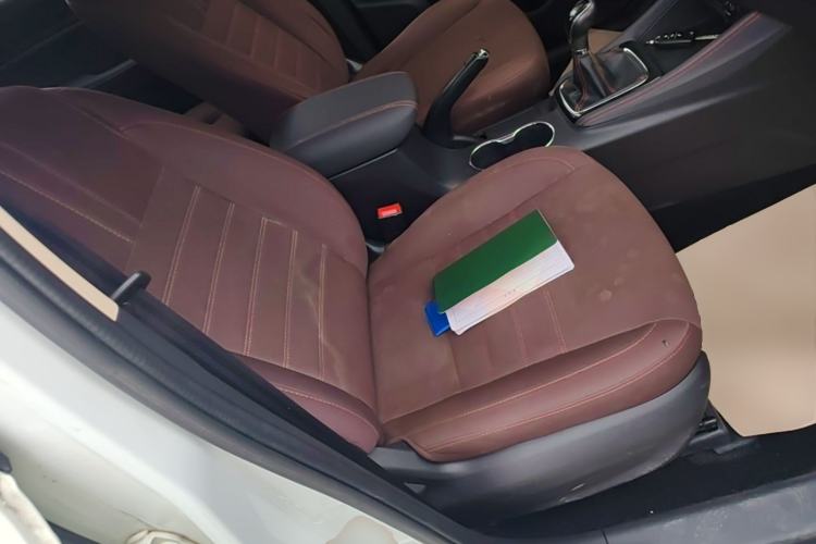Used CHANGAN OSHAN A800 2017 1.6L Manual Comfort Model Right Front Seat