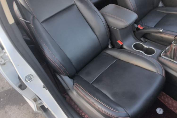 Used CHANGAN OSHAN A800 2017 1.6L Manual Comfort Model Right Front Seat