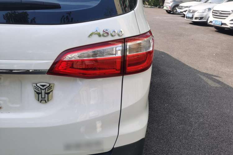 Used CHANGAN OSHAN A800 2017 1.5T Automatic ZhiZun Model Right Rear Taillight
